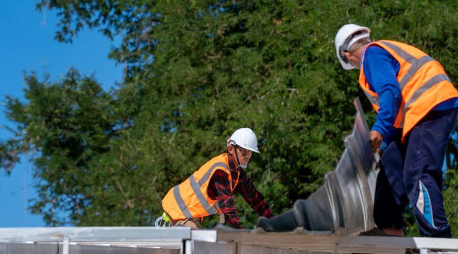Roof leak detection in Meyersville, TX